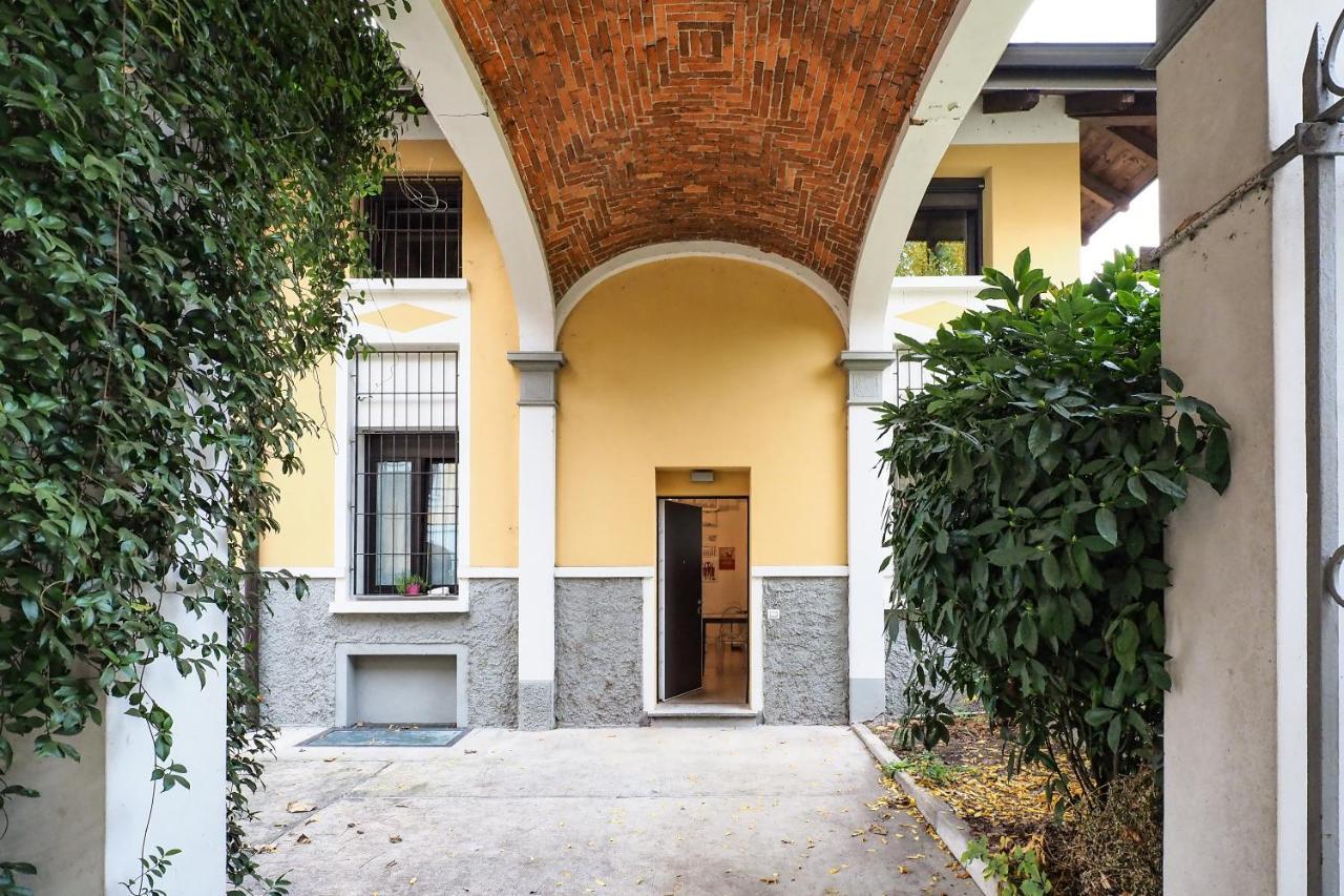 Loft Moderno E Confortevole Zona Fondazione Prada ミラノ エクステリア 写真